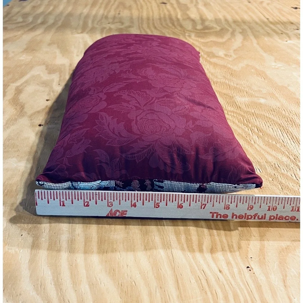 VTG Christmas Tapestry Accent Pillow Santa Snowman Large Burgundy Floral Damask‎